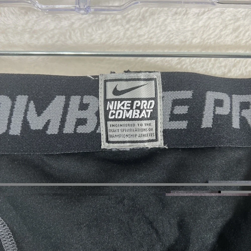 Nike pro combat